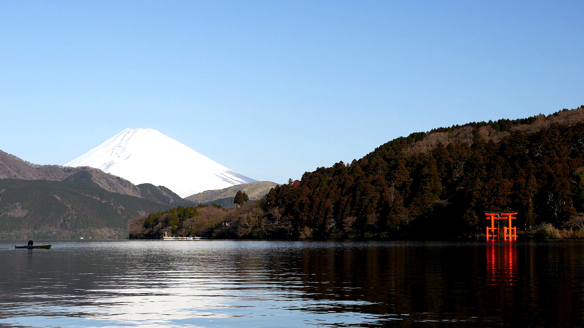 Hakone Shrine - TokyoStreetView