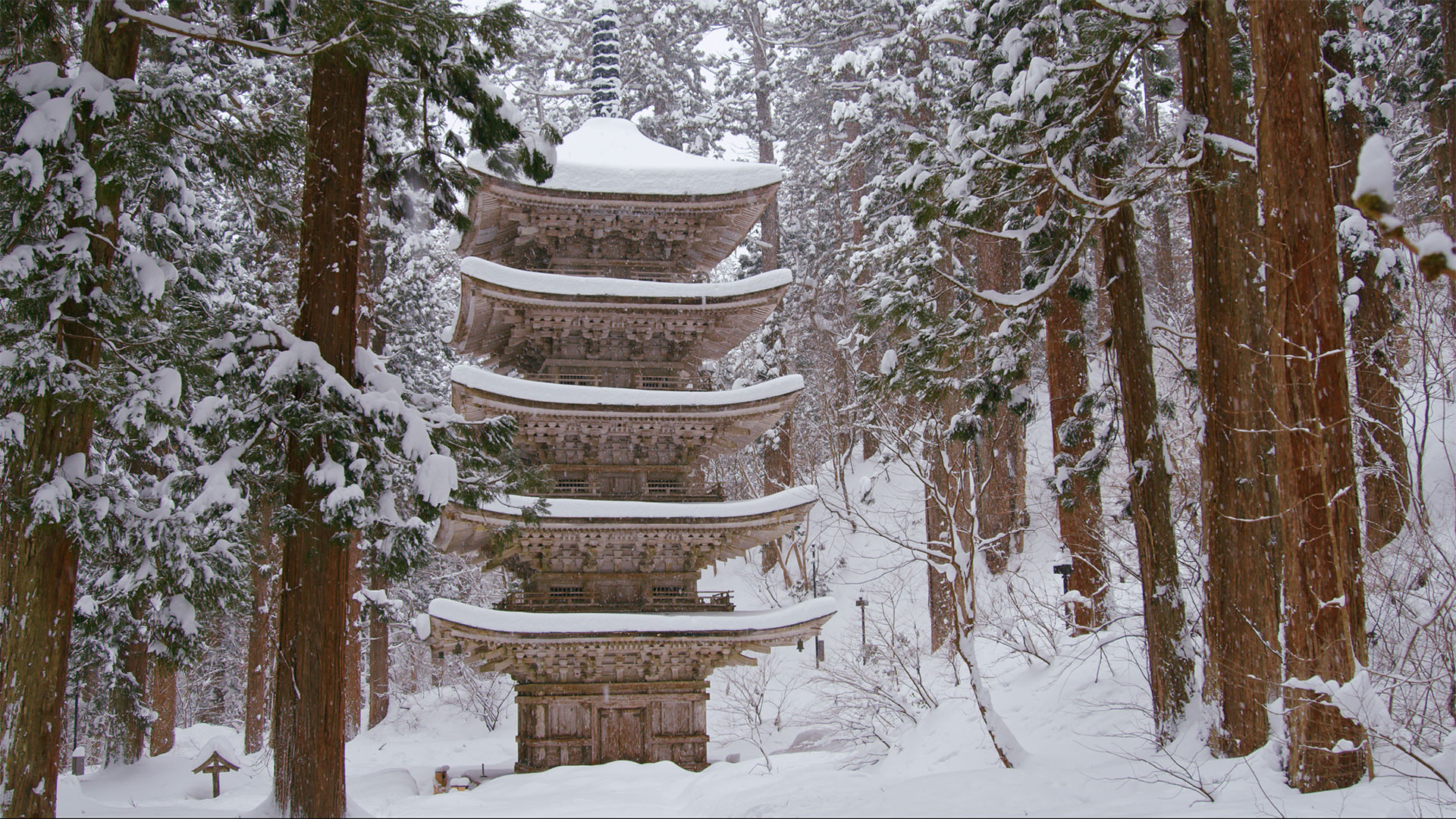 Haguro-san Five-Story Pagoda - TokyoStreetView